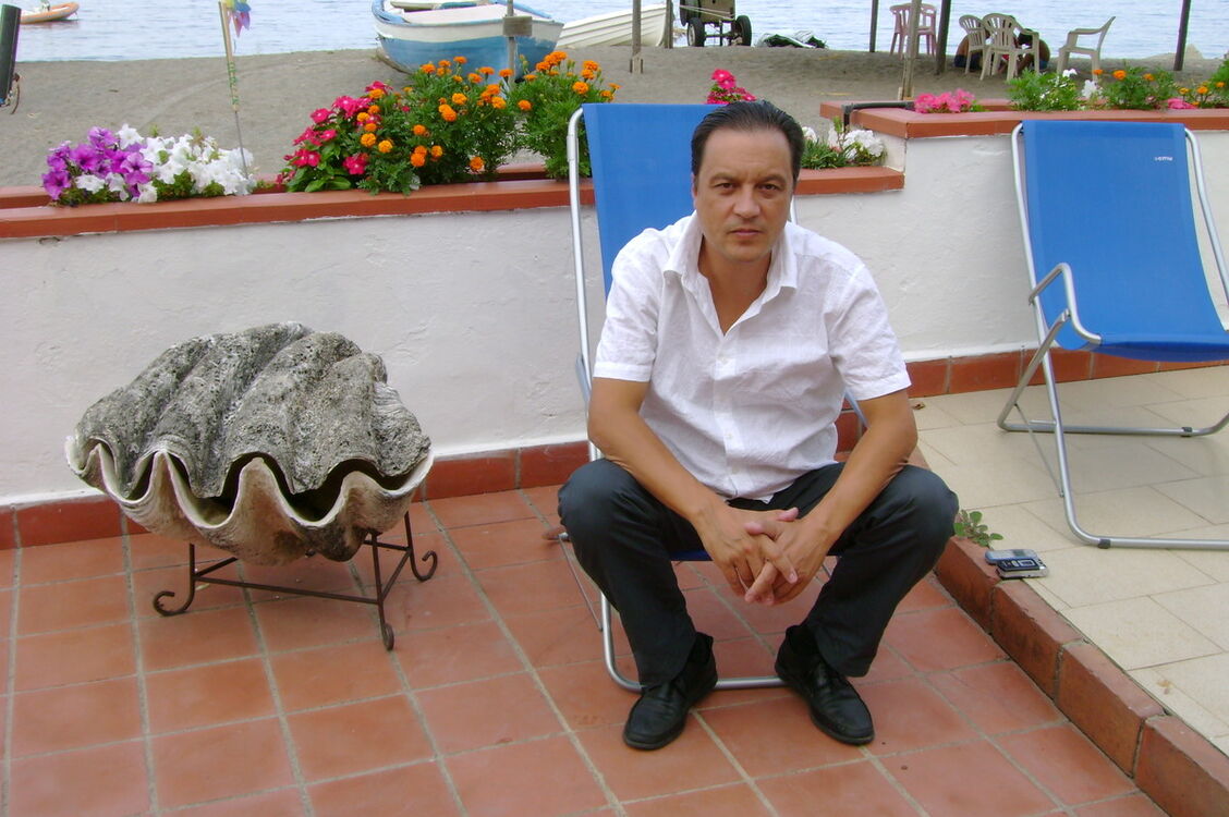  6367644  Ivan, 48 ,    