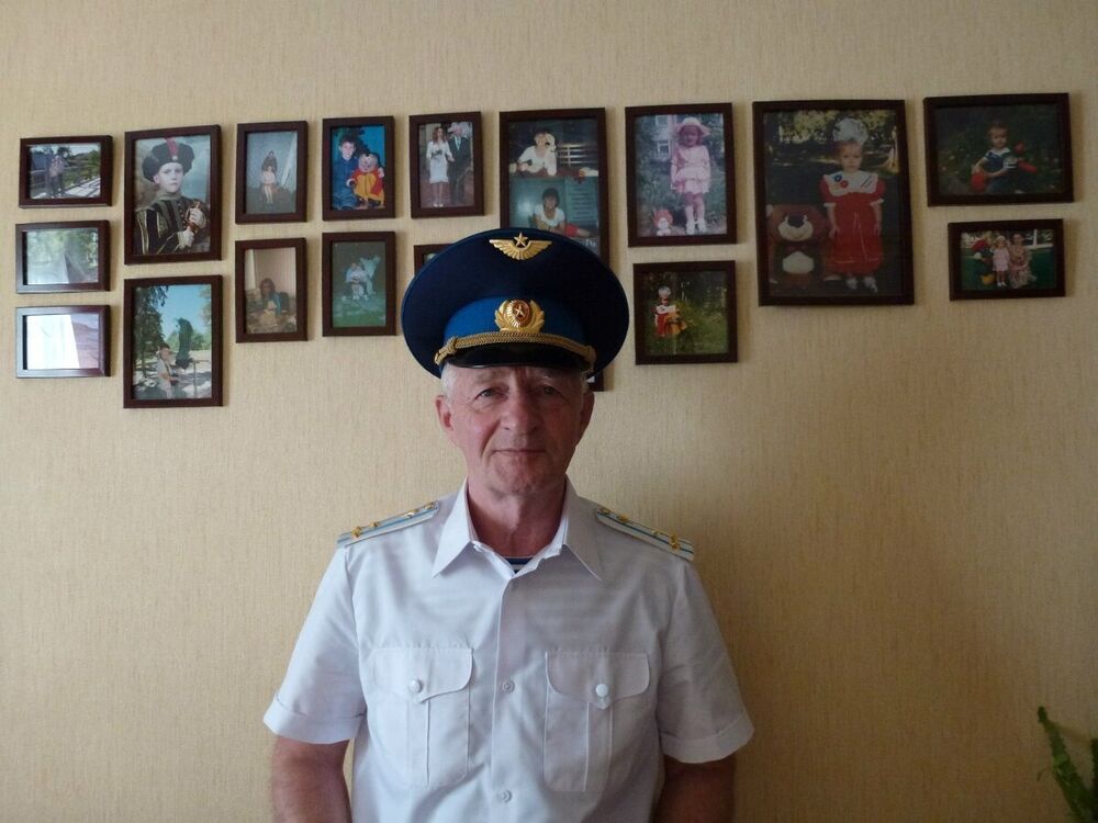  20705224  , 76 ,    