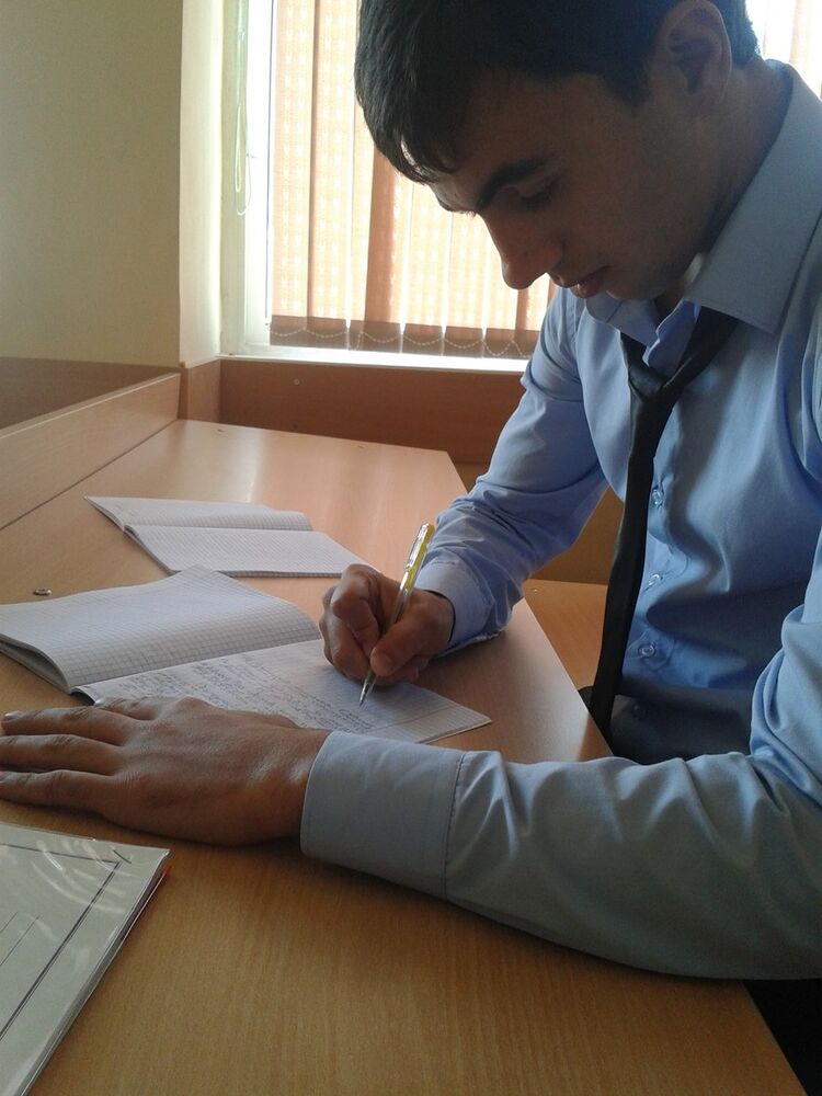  ,   ALISHER, 32 ,   