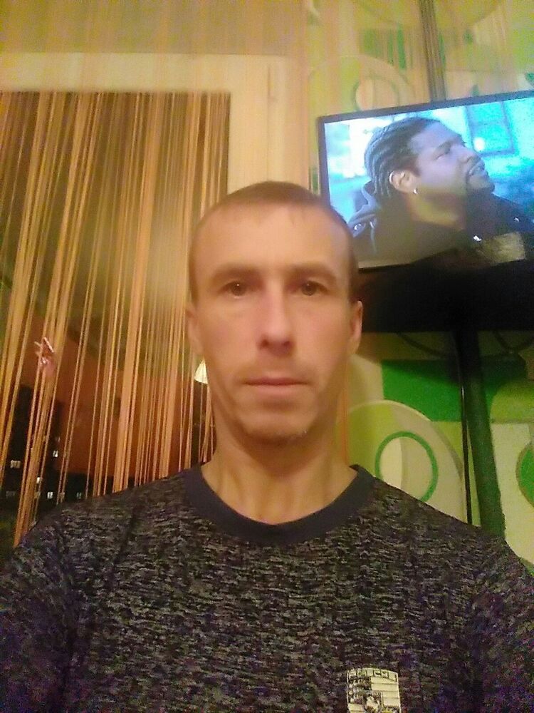  ,   Dmitrii, 45 ,   ,   , c 