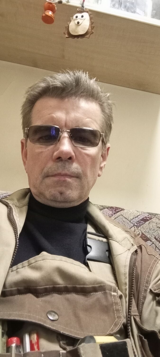  54214274  , 52 ,    -