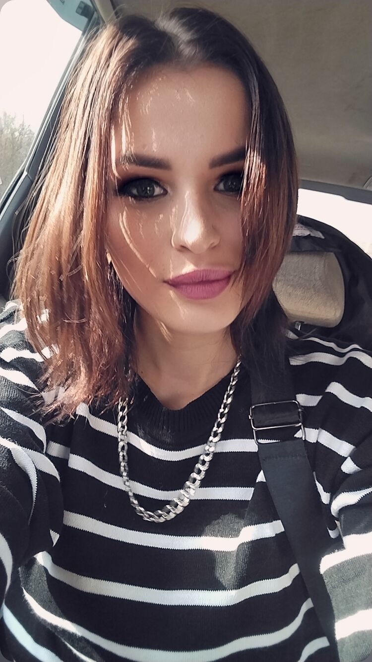  46728344  , 28 ,    