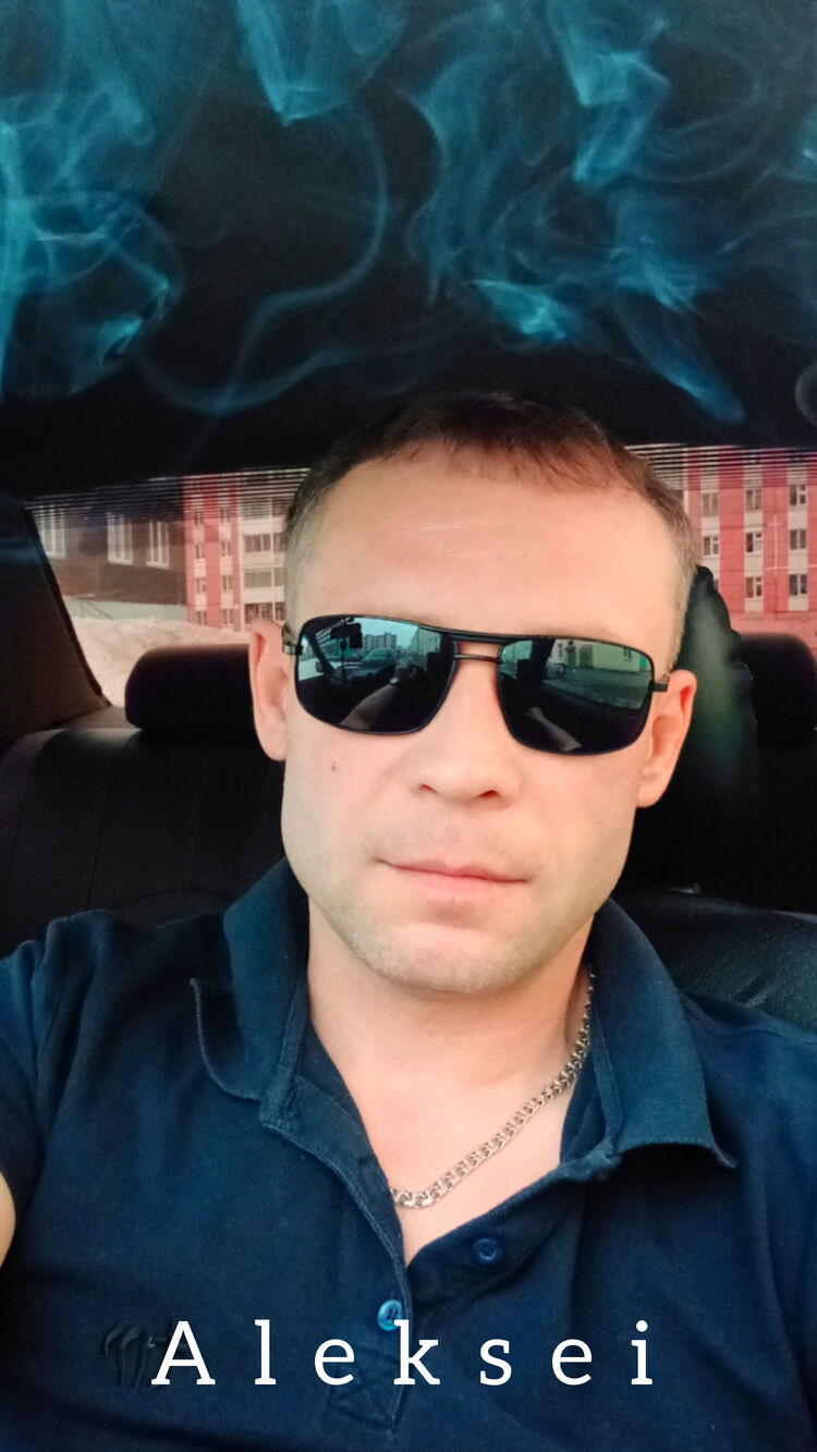  30879834  , 43 ,    