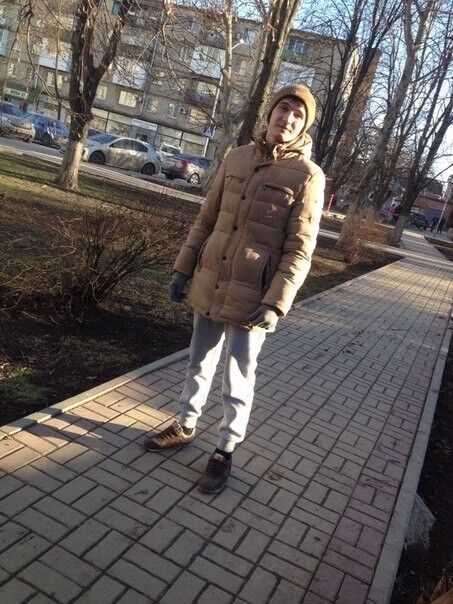  18372564  Maximilian, 32 ,    --