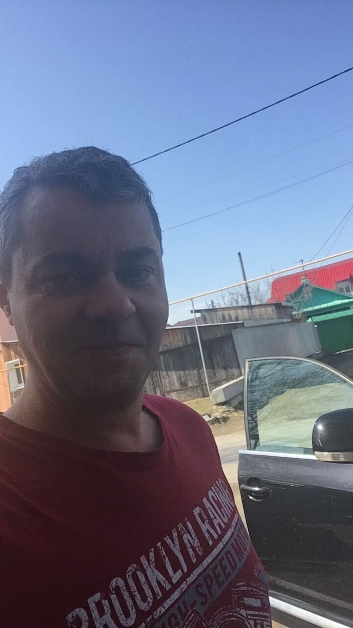  48102454  , 51 ,    