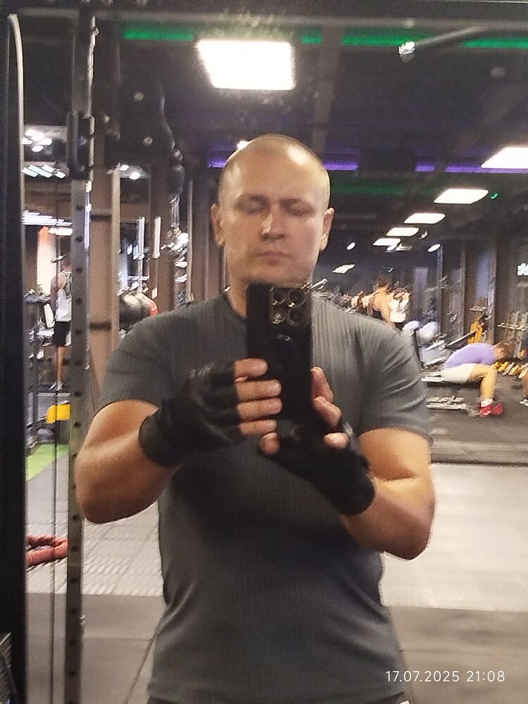  52801914  Aleksandr, 38 ,    