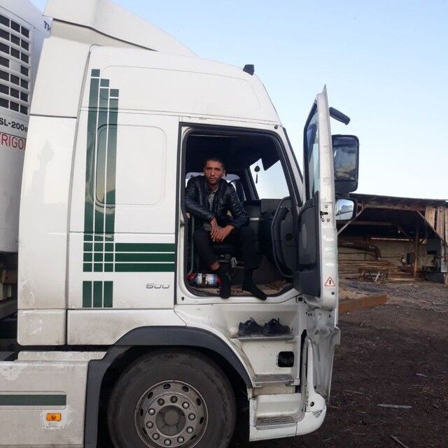  18236614  Akmal, 38 ,    