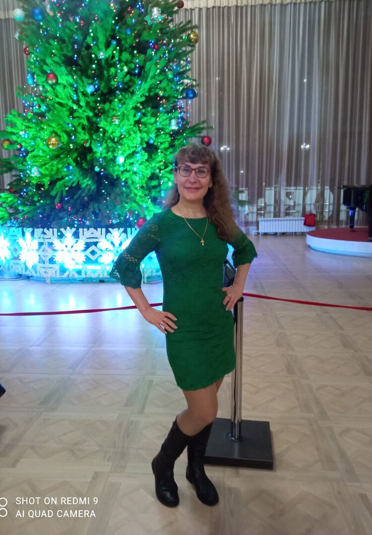  52493144  , 49 ,    --