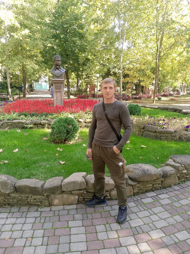  53897774  Aleksandr, 39 ,    