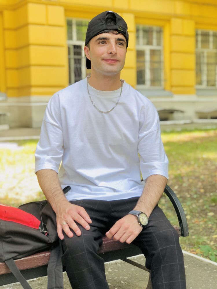  27674654  Paktin, 26 ,    