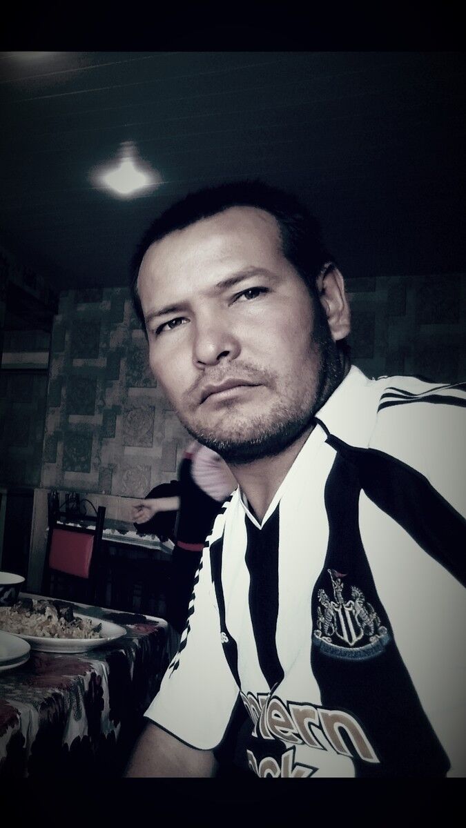  17311394  Sherzod, 39 ,    