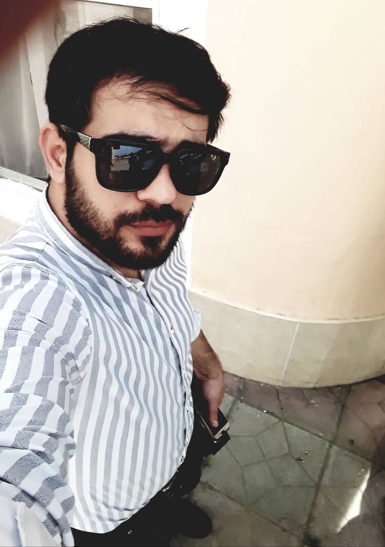  ,   Royal, 33 ,   ,   