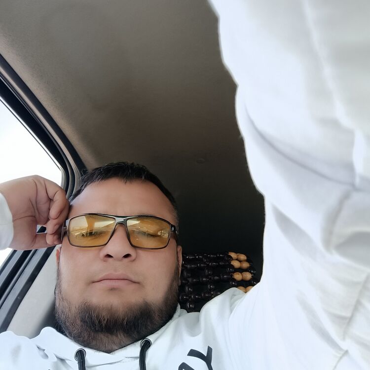  47146584  Murod, 38 ,    