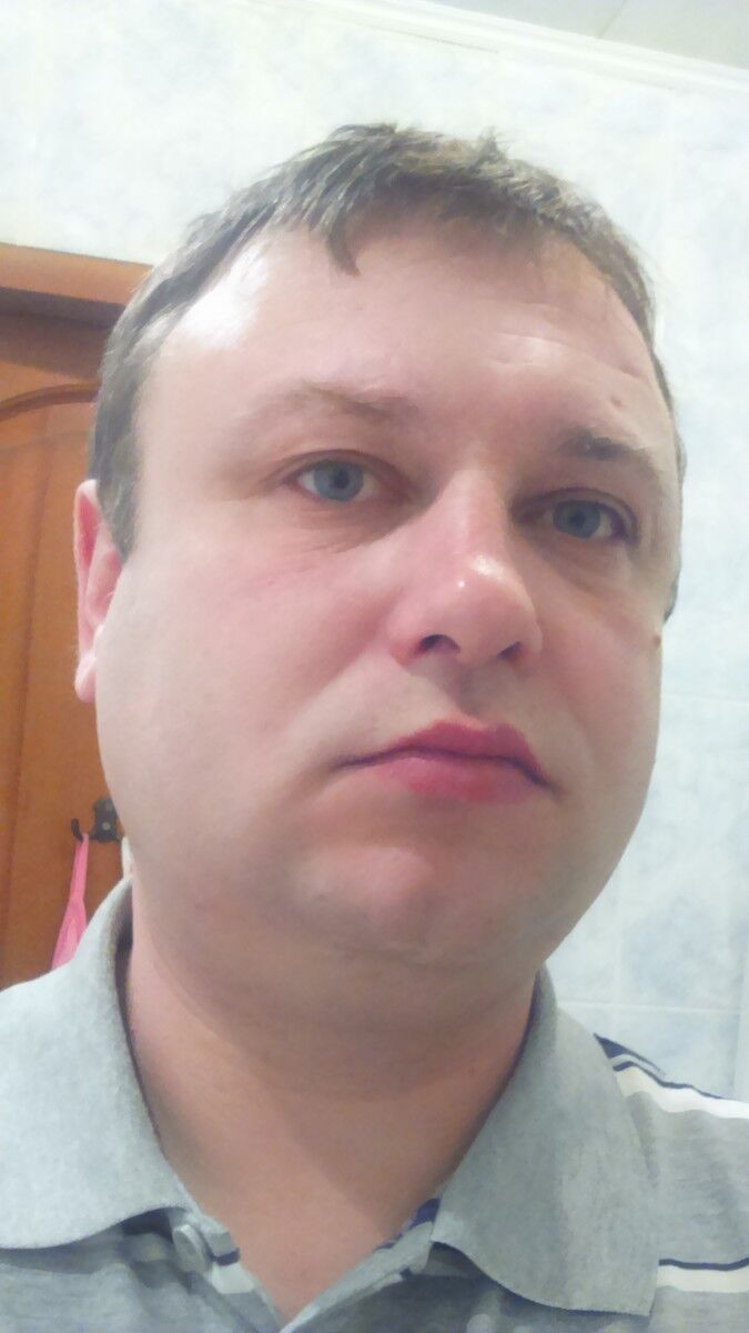  8999134  Stas, 47 ,    