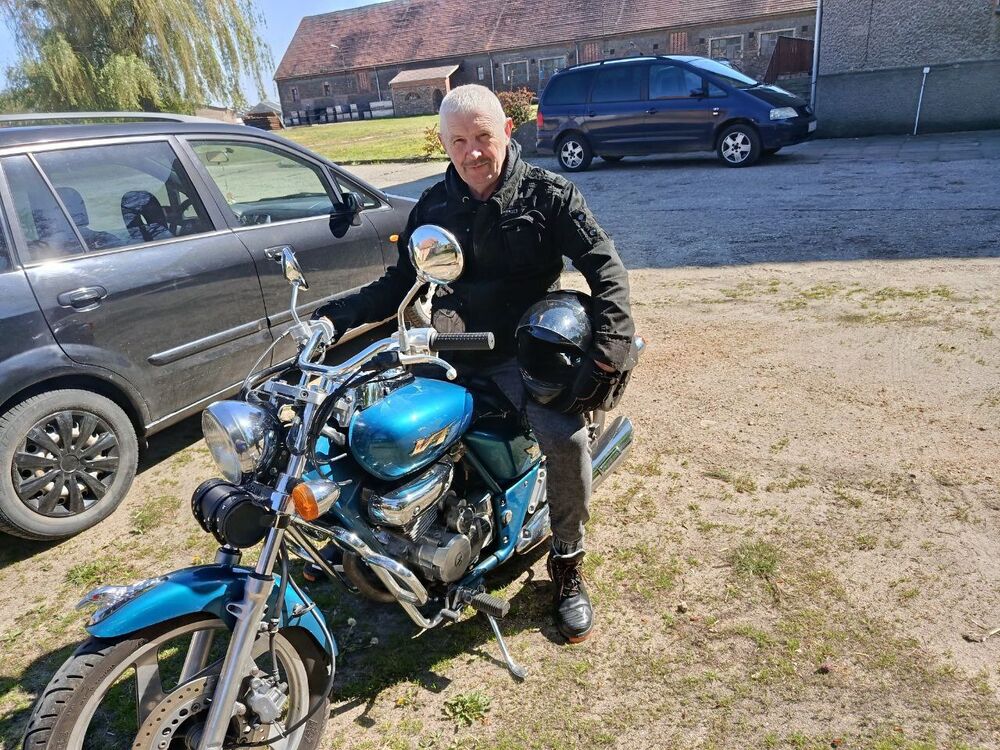  51841714  Valerij, 57 ,    