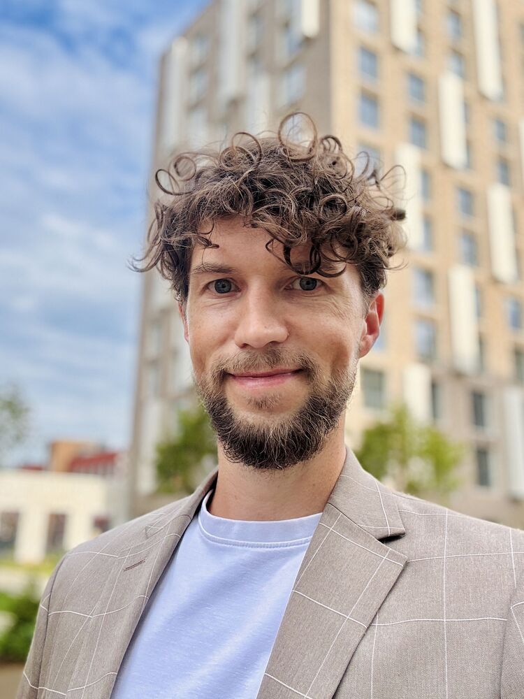  54220134  , 38 ,    -