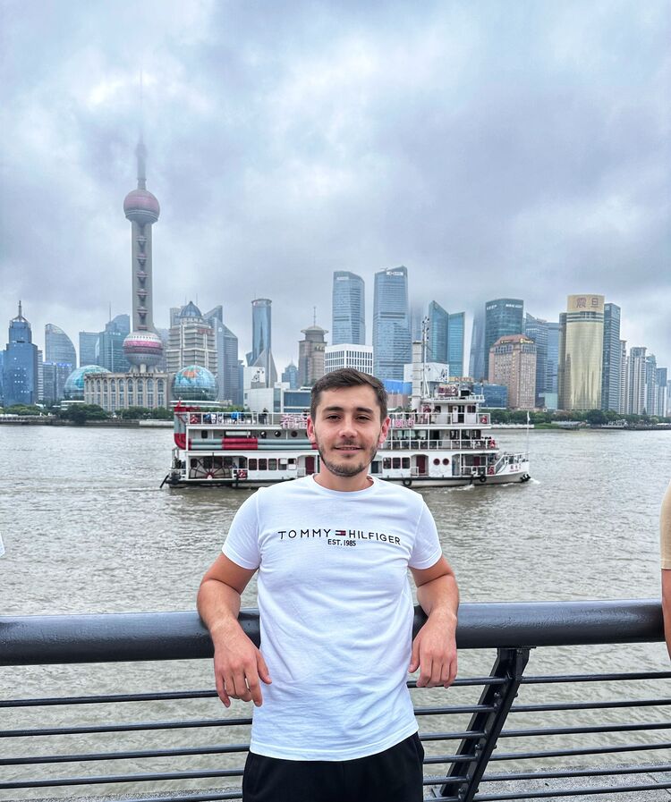 ���������� ����, ���� ������� Khan, 27 ���, ������������ ��� ������