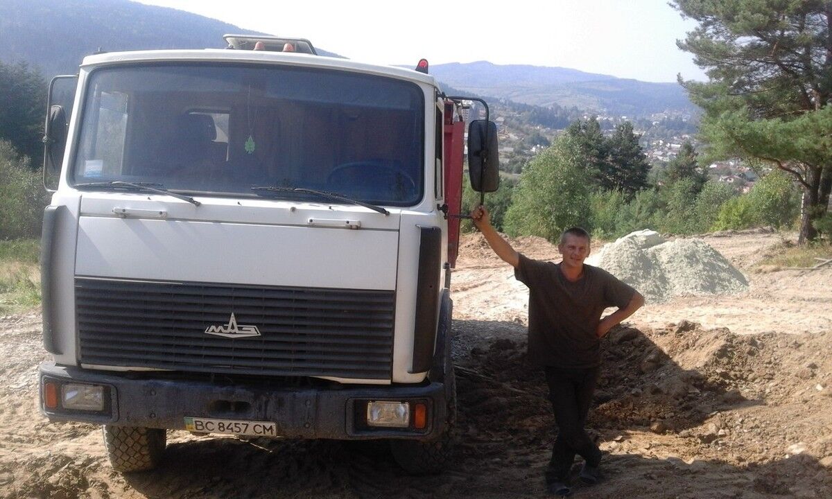  8937344  , 42 ,    