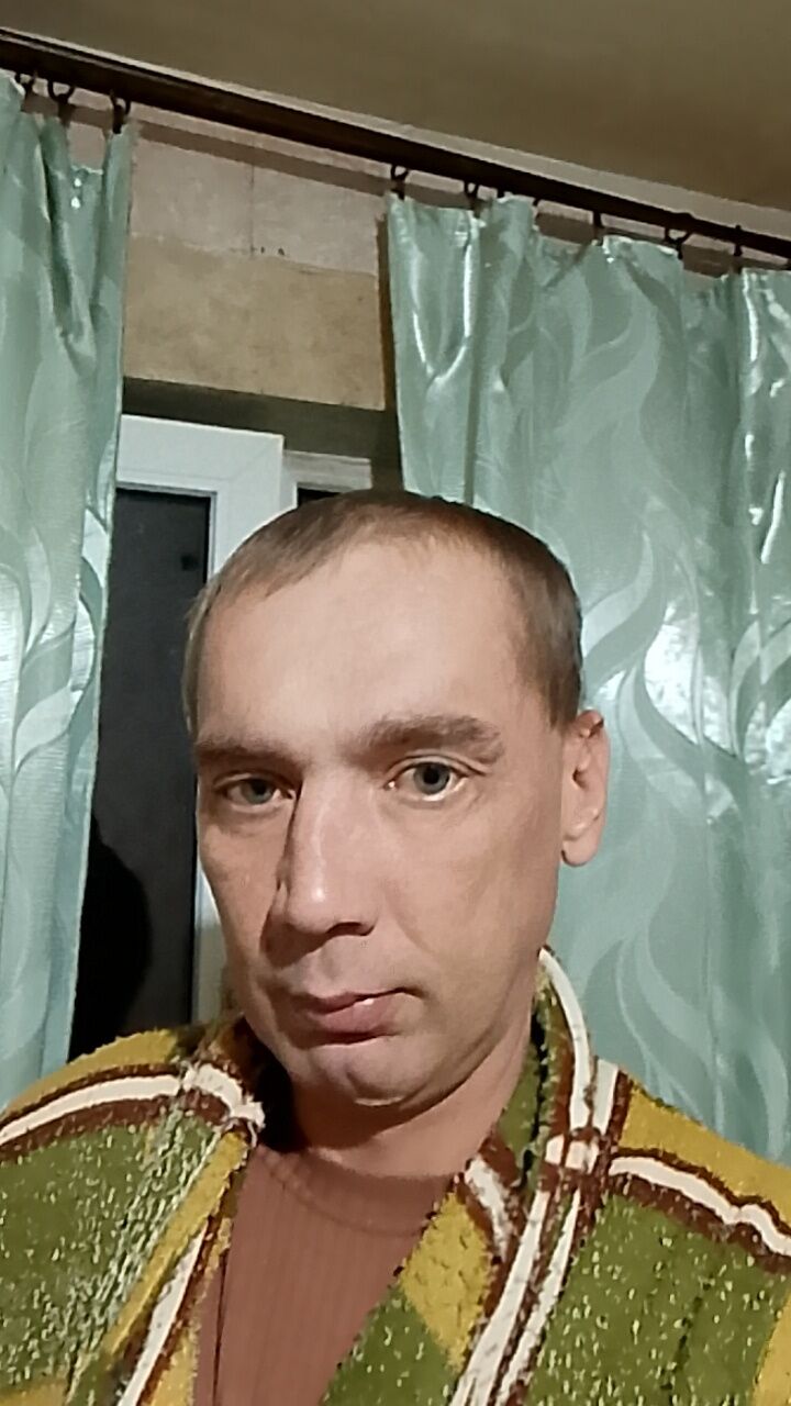  48233964  , 40 ,    