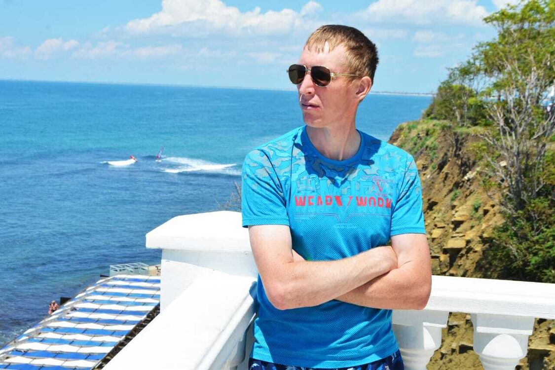  ,   Alexander, 44 ,   ,   , c 