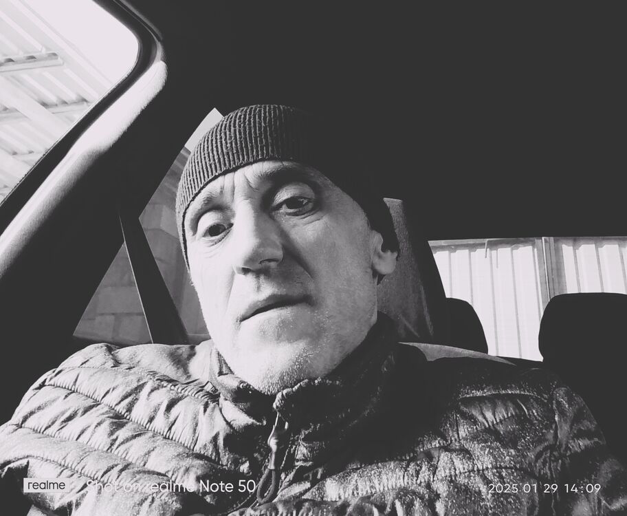  ,   Ali, 45 ,   ,   