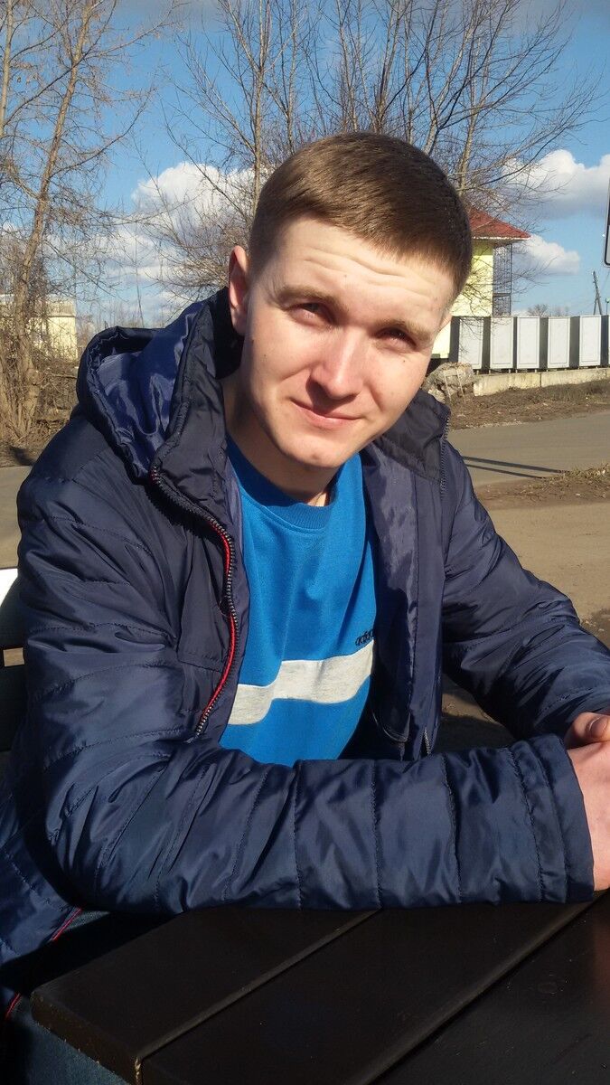  19124324  Viacheslav, 27 ,    