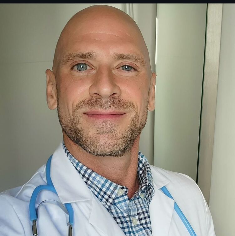  ,   Misha, 48 ,   ,   