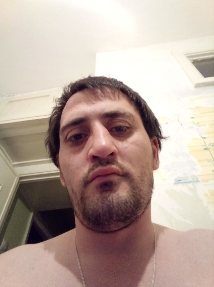  12568284  , 40 ,    