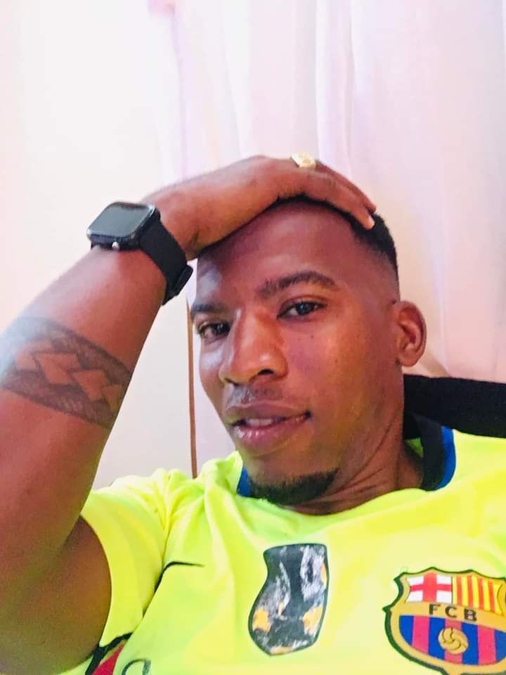 ,   Otoniel, 34 ,   ,   