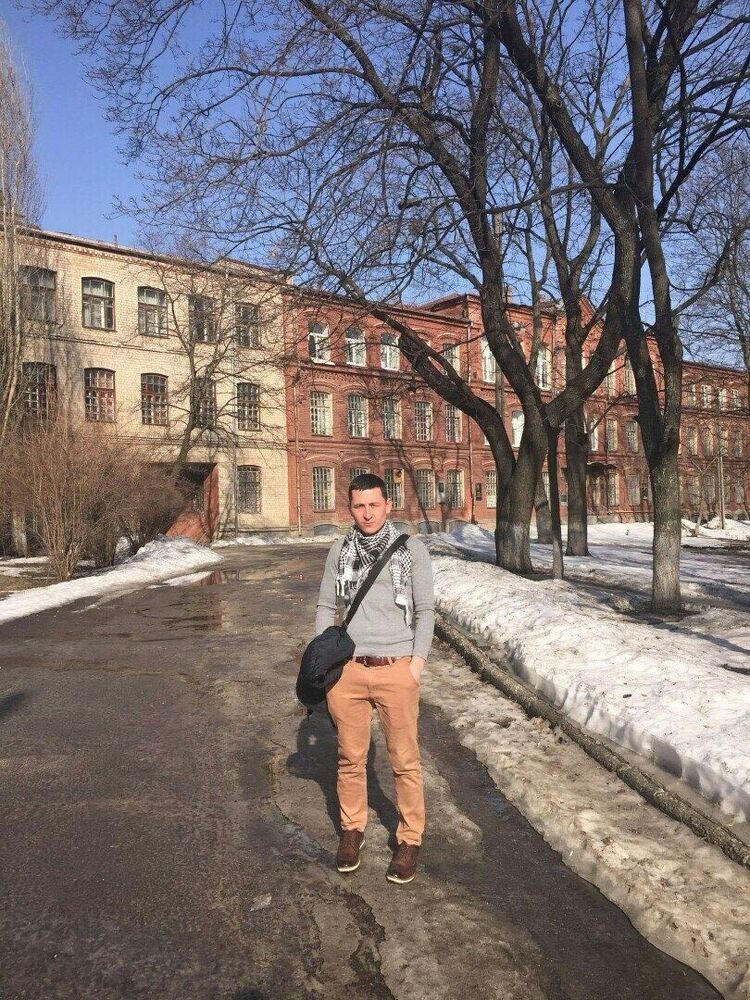  ,   Maks, 38 ,   ,   