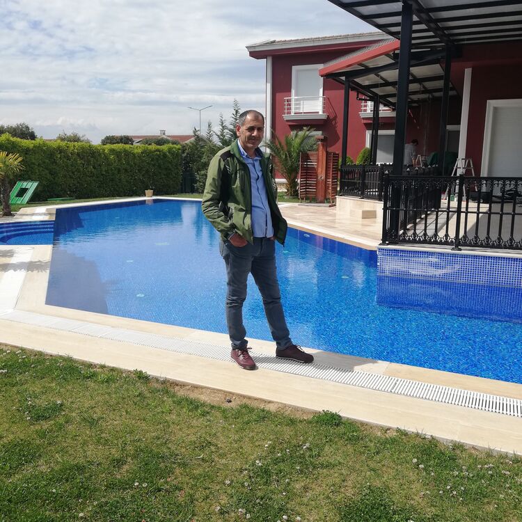  24943024  Ahmet, 45 ,    