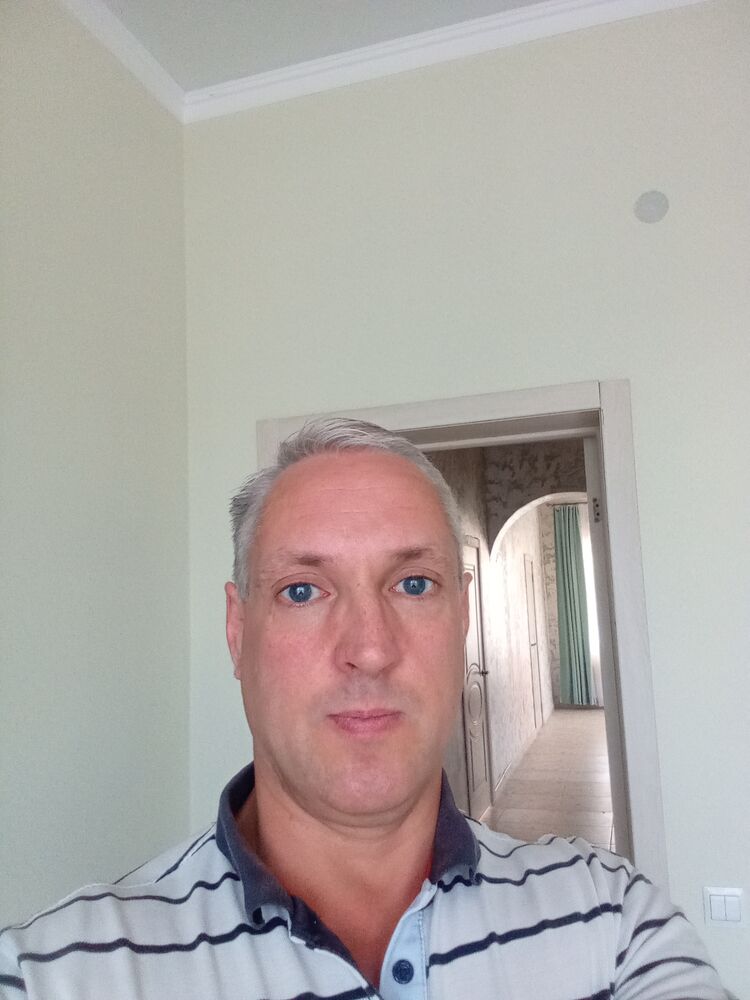  52379864  , 39 ,    