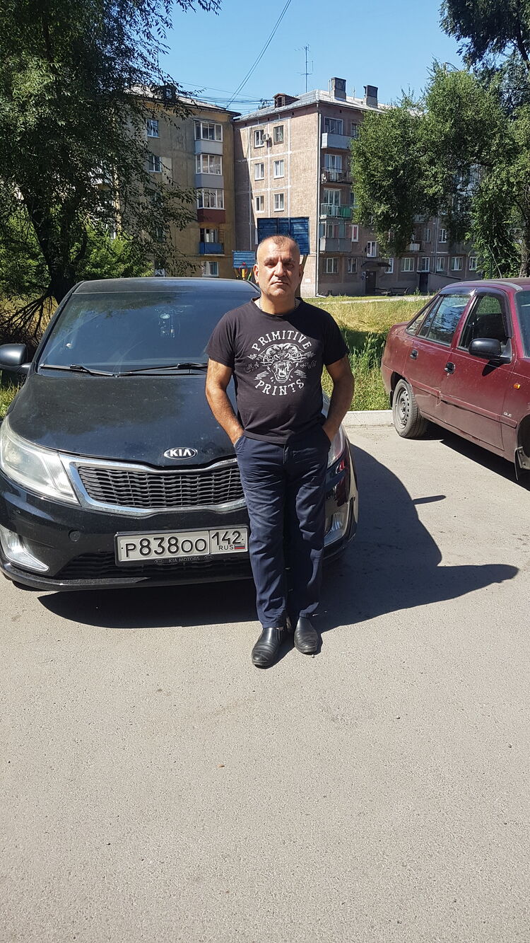  47465904  Tahir, 46 ,    
