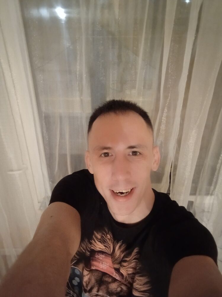 ���� 42055854 ������� Escalade, 31 ���, ���� ���������� � ������