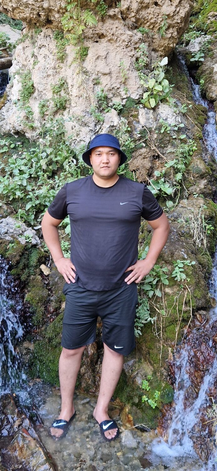  54444564  Bakytjan, 40 ,    