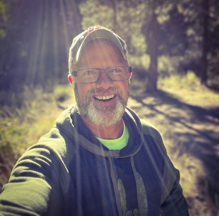  51267284  Alex, 55 ,    