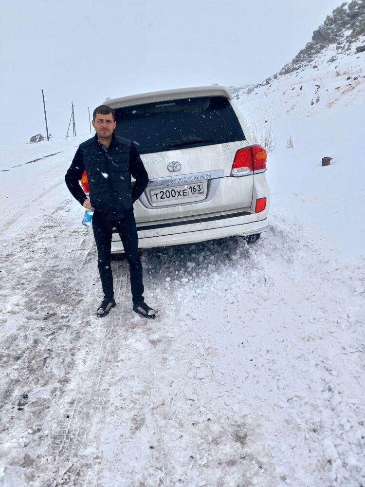  40571124  , 27 ,    