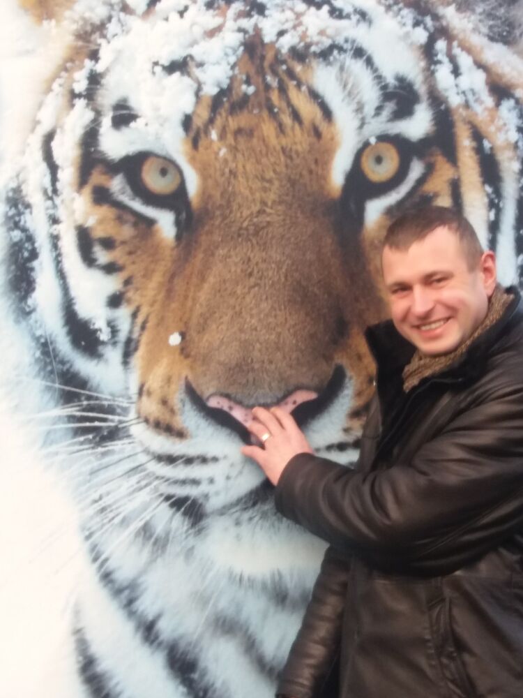  15883124  Vitali, 39 ,    