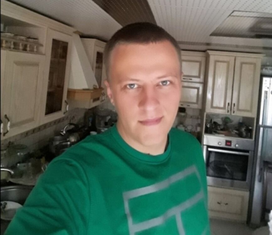  18736074  , 32 ,     