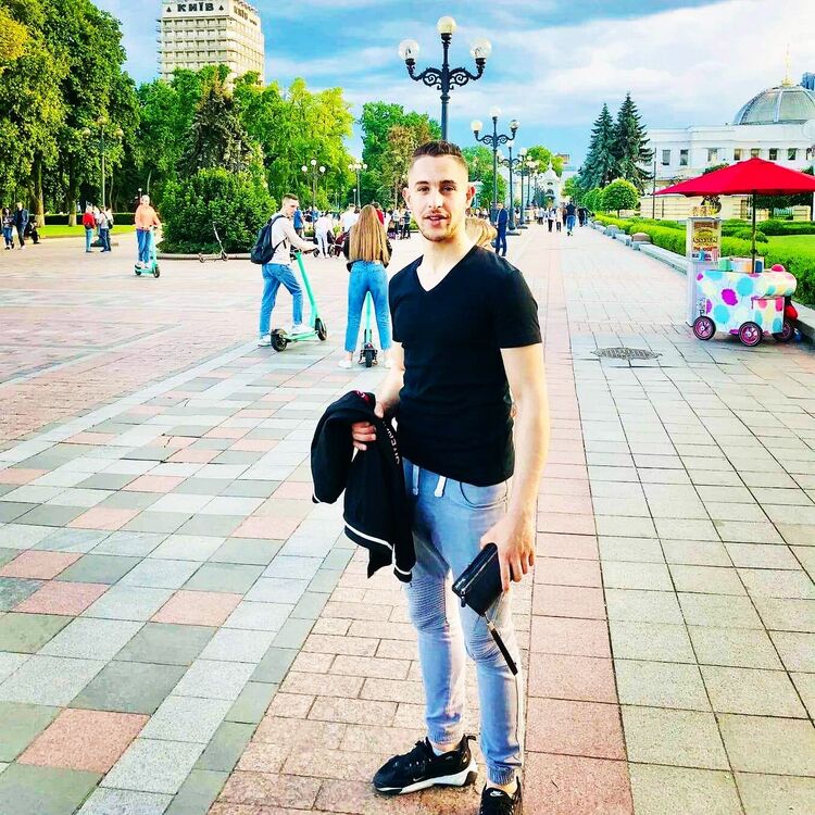 ���� 23212304 ������� Yacine, 26 ���, ���� ���������� � �����