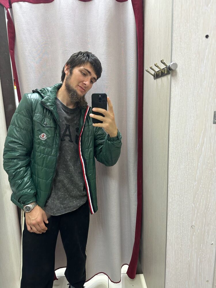  ,   Shamsik, 21 ,   ,   