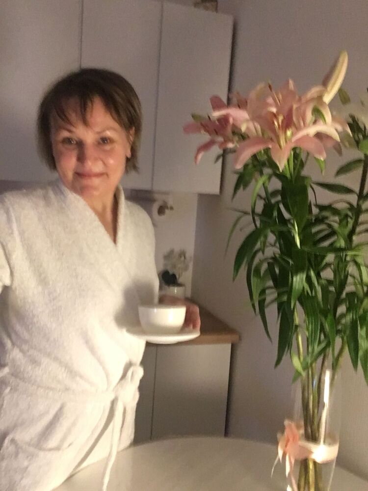  52967044  , 50 ,    -