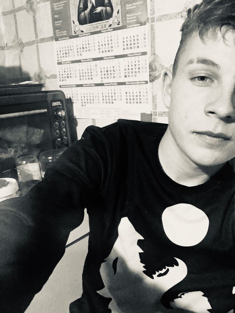  39471914  , 22 ,    