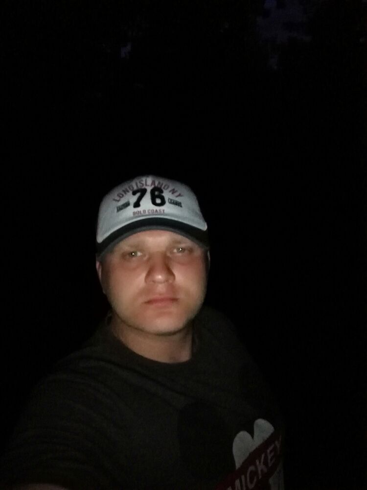  29832044  Stas, 35 ,    