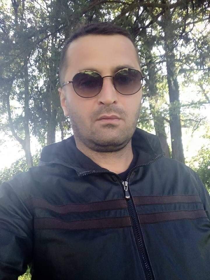  ,   Maxo, 46 ,   ,   , c 