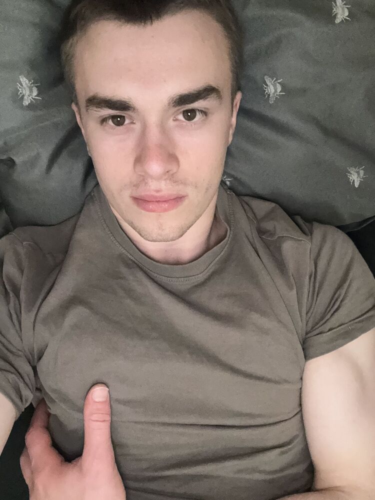  ,   Alex, 23 ,   ,   