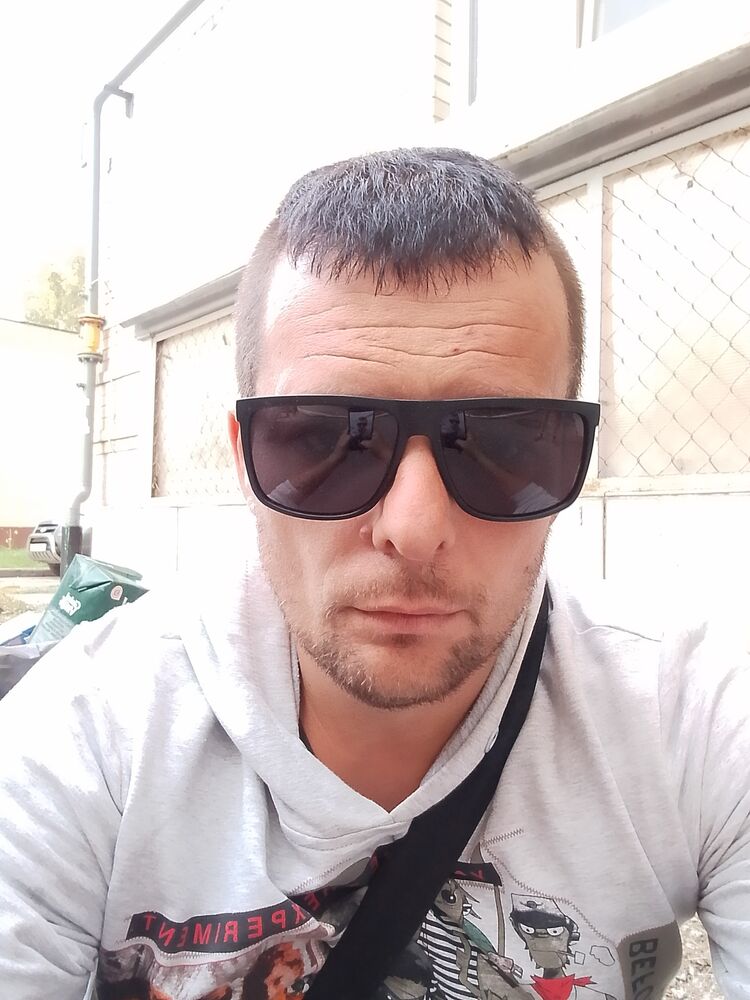  53245744  Aleks , 39 ,     