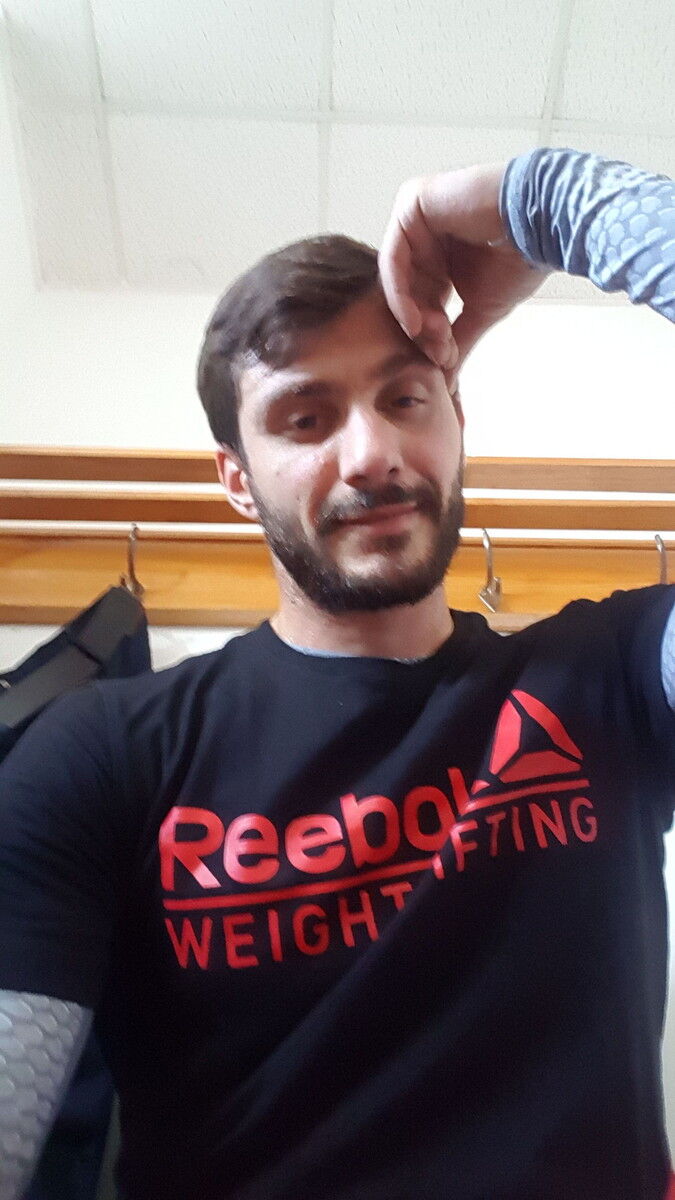  ,   Leo, 35 ,   ,   , c , 