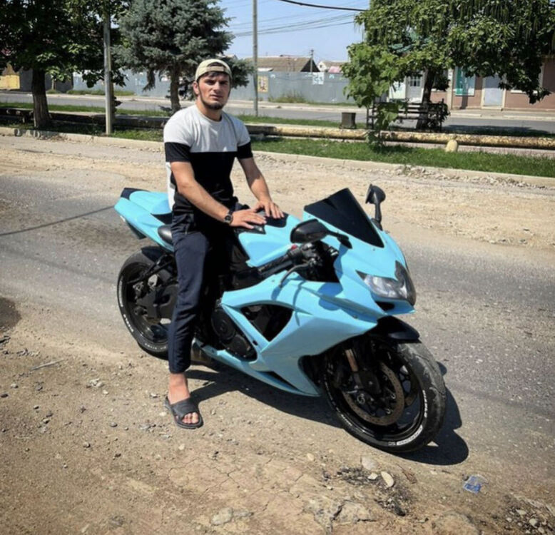  36716324  , 29 ,    