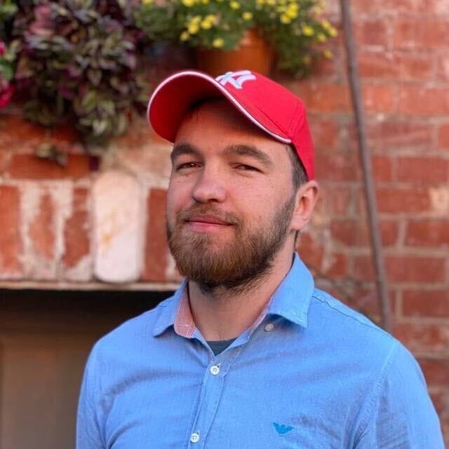  ,   Alex, 34 ,     , c , 